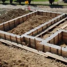 Jakie fundamenty pod dom 70m2? Poznaj najlepsze opcje i koszty