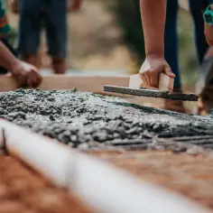 Jaki beton na fundamenty? Wybierz najlepszy dla swojej budowy