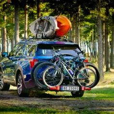Co można przewozić na dachu samochodu? Bezpieczne opcje transportu